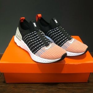 NIB Men’s Nike React Phantom Flyknit 2 - Sz 7.5